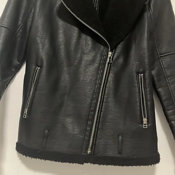 Forever 21 faux leather moto jacket 💫💫 - Picture 3 of 16